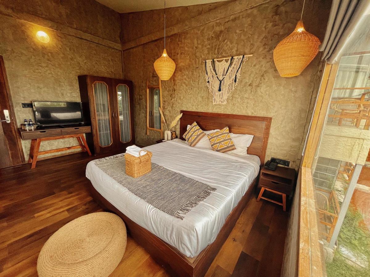 Ukiyo Beach Resort Мандрем Екстериор снимка